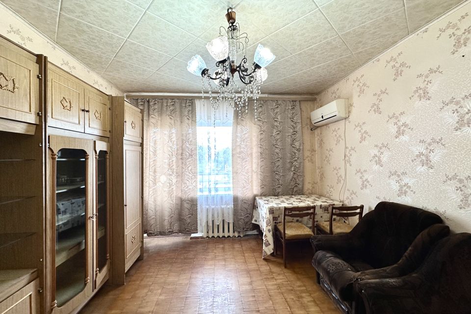 Продаётся 3-комнатная квартира, 58.9 м²