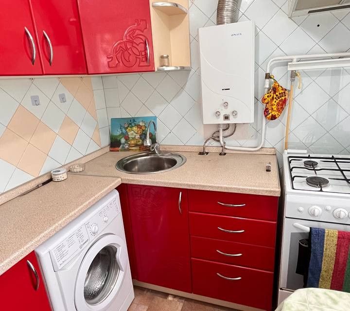 Продаётся 3-комнатная квартира, 60.3 м²