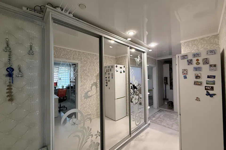 Продаётся 3-комнатная квартира, 58.4 м²