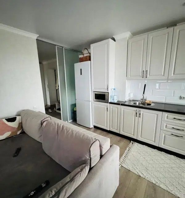 Продаётся 3-комнатная квартира, 58.9 м²