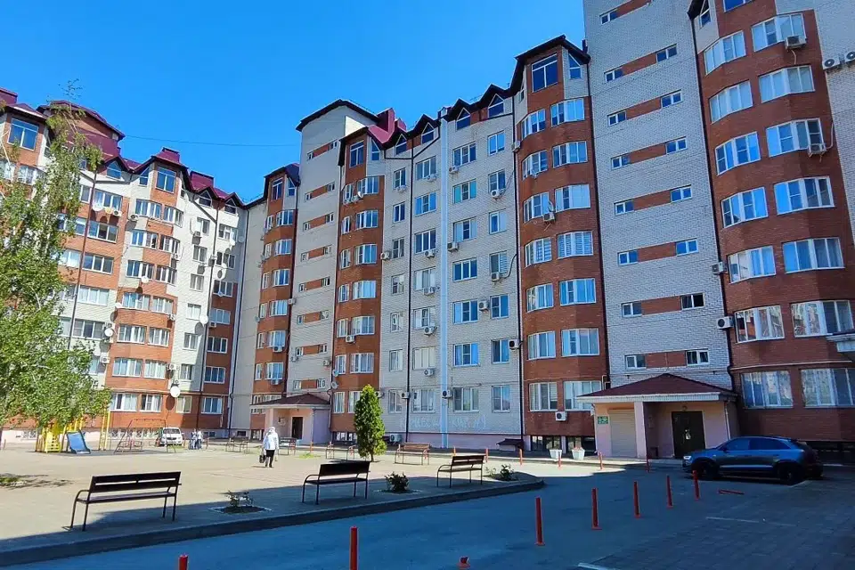 Продаётся 1-комнатная квартира, 42.2 м²