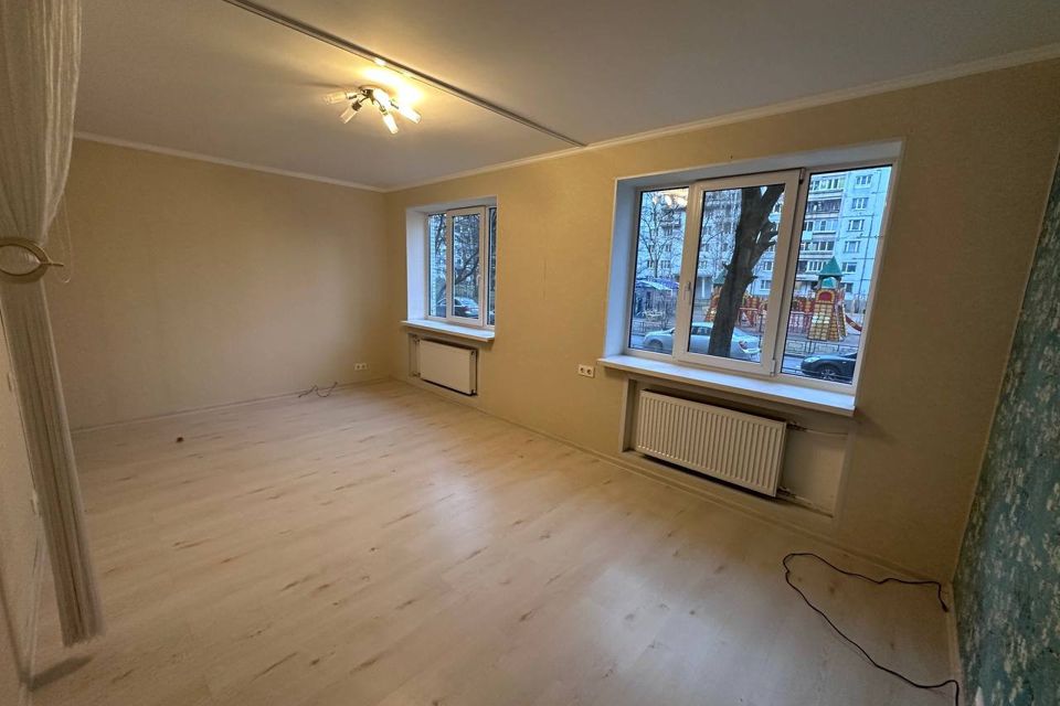 Продаётся 2 комнаты в 4-комн. квартире, 34.4 м²