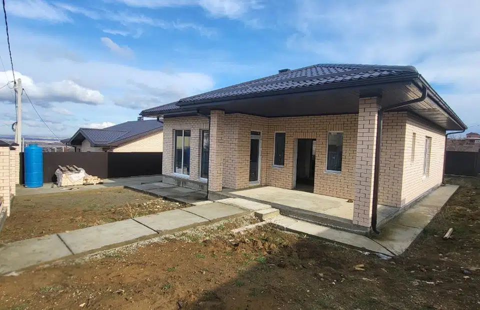 Продаётся 1-этажный дом, 100 м²