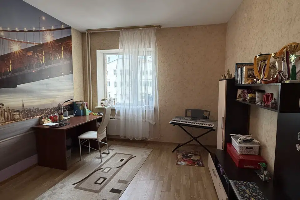 Продаётся 2-комнатная квартира, 69.5 м²