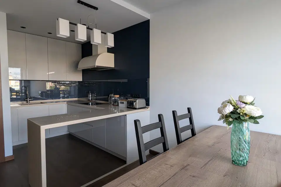 Продаётся 3-комнатная квартира, 83.6 м²