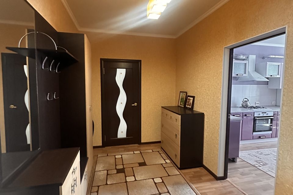 Продаётся 2-комнатная квартира, 65 м²