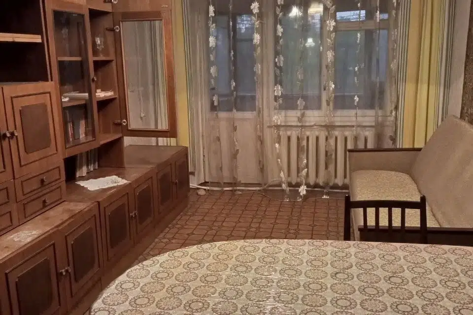 Продаётся 4-комнатная квартира, 66 м²