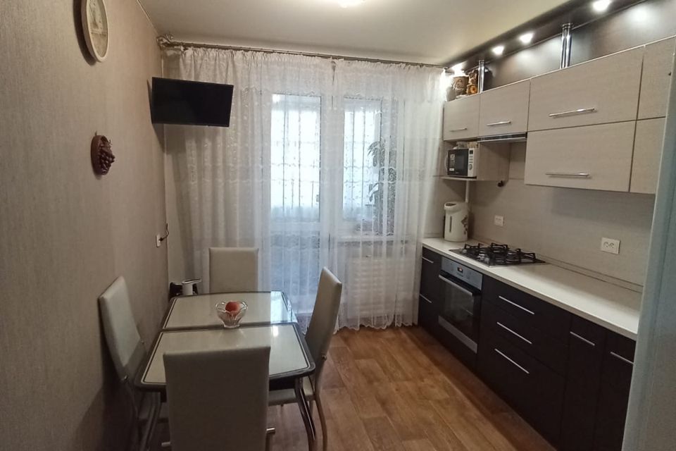 Продаётся 3-комнатная квартира, 66.1 м²