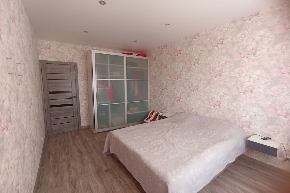 Продаётся 2-комнатная квартира, 66.1 м²
