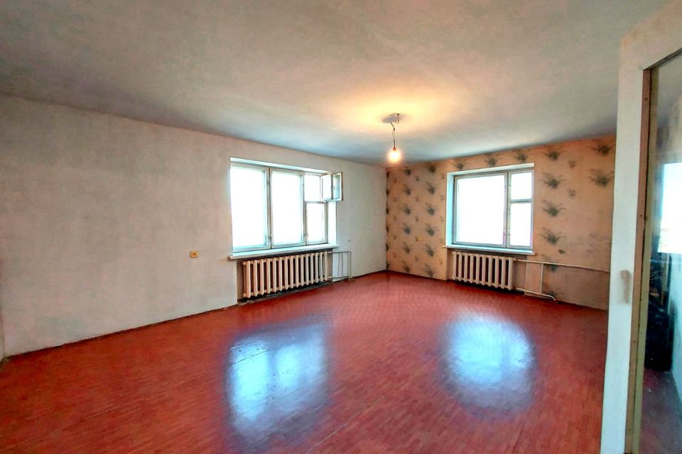 Продаётся 2-комнатная квартира, 100 м²