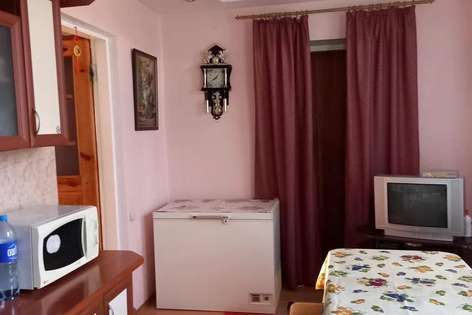 Продаётся 2-этажный дом, 185 м²