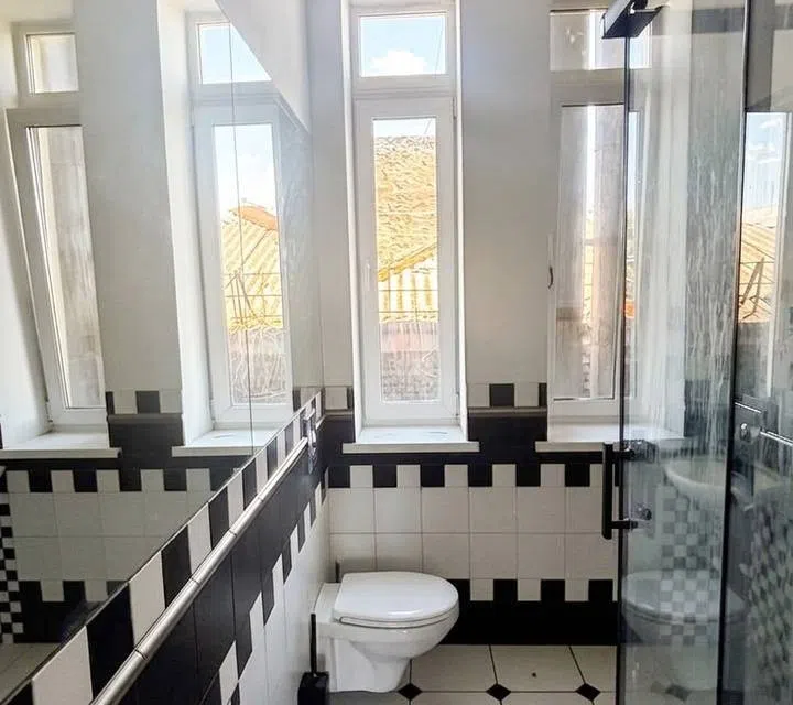 Продаётся студия, 60 м²
