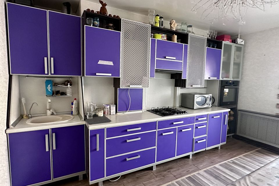 Продаётся 3-комнатная квартира, 72 м²