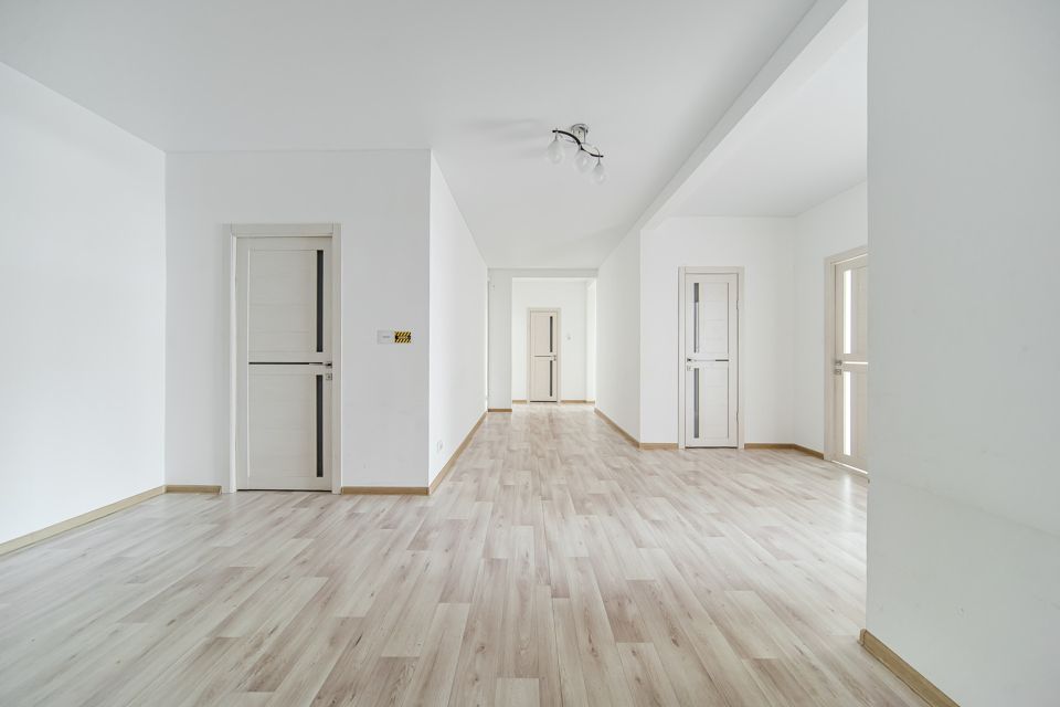 Продаётся 4-комнатная квартира, 156.12 м²