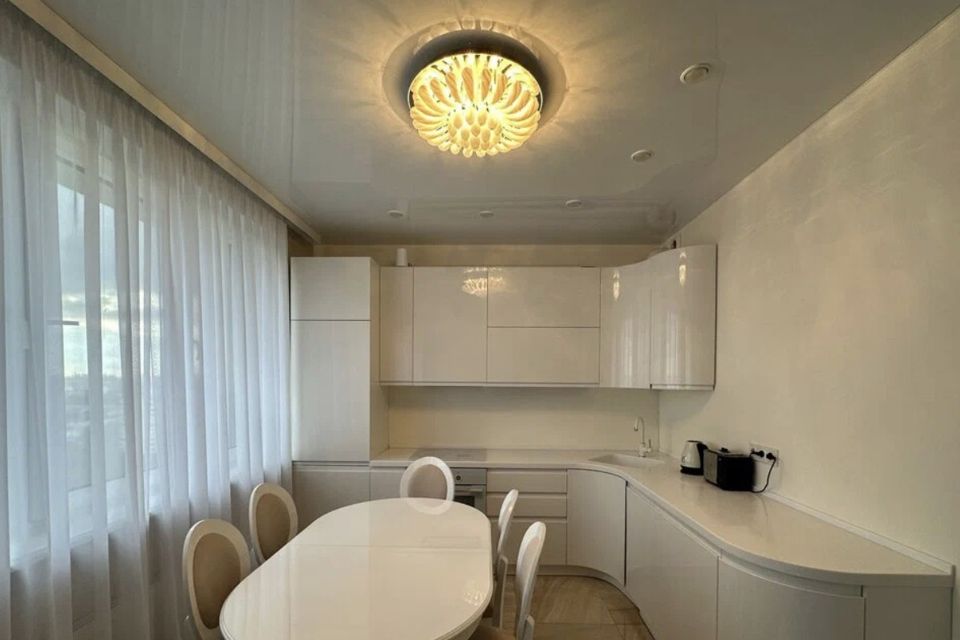 Продаётся 2-комнатная квартира, 57.3 м²