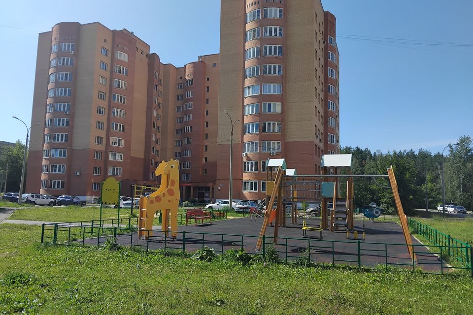 Продаётся 1-комнатная квартира, 37.4 м²