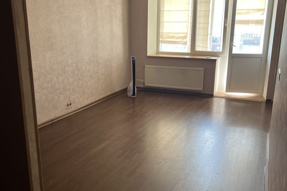 Продаётся 1-комнатная квартира, 39.7 м²