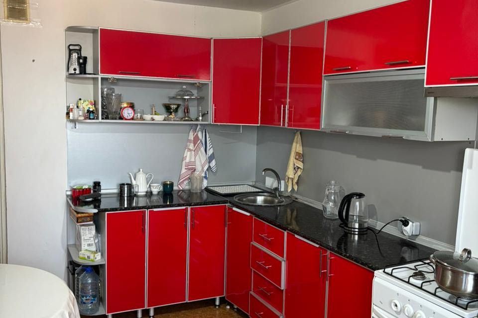 Продаётся 3-комнатная квартира, 74.2 м²