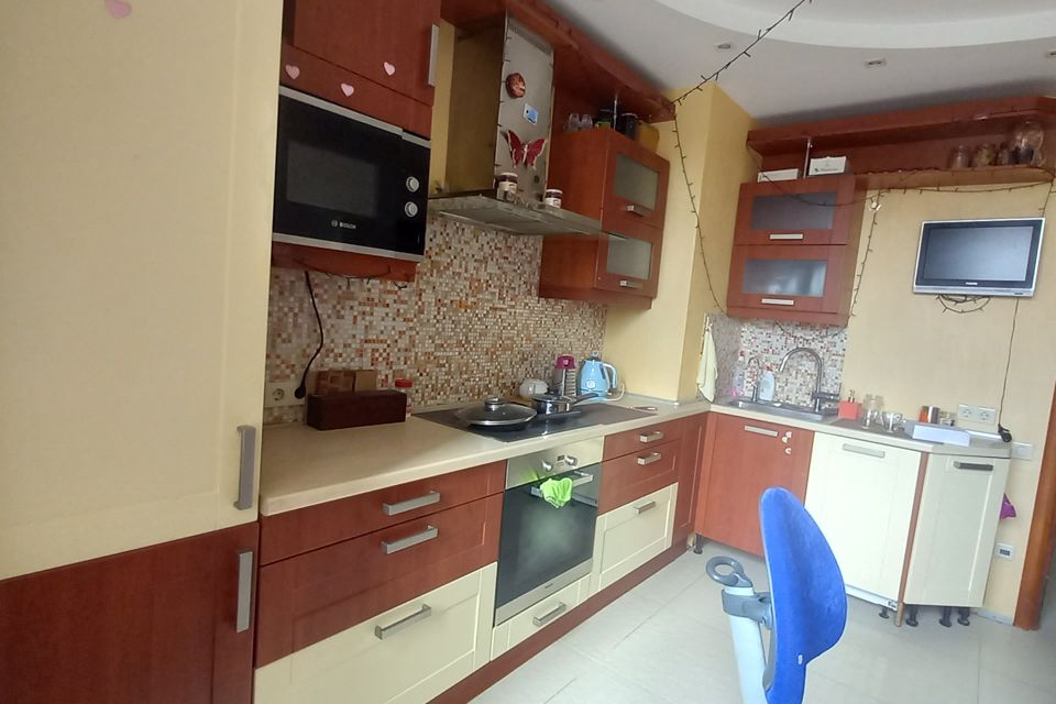 Продаётся 1-комнатная квартира, 46 м²