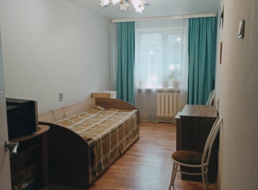 Продаётся 3-комнатная квартира, 59.4 м²