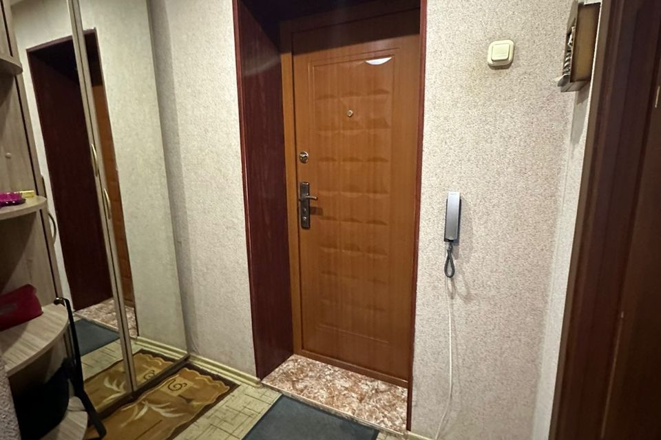 Продаётся 1-комнатная квартира, 32 м²
