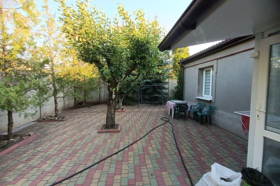 Продаётся 2-этажный дом, 160 м²