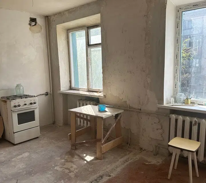 Продаётся 4-комнатная квартира, 61 м²