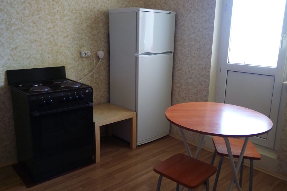 Продаётся 1-комнатная квартира, 42 м²