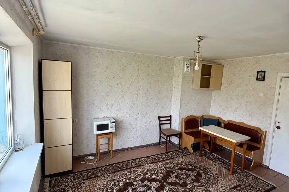 Продаётся комната в 1-комн. квартире, 24 м²
