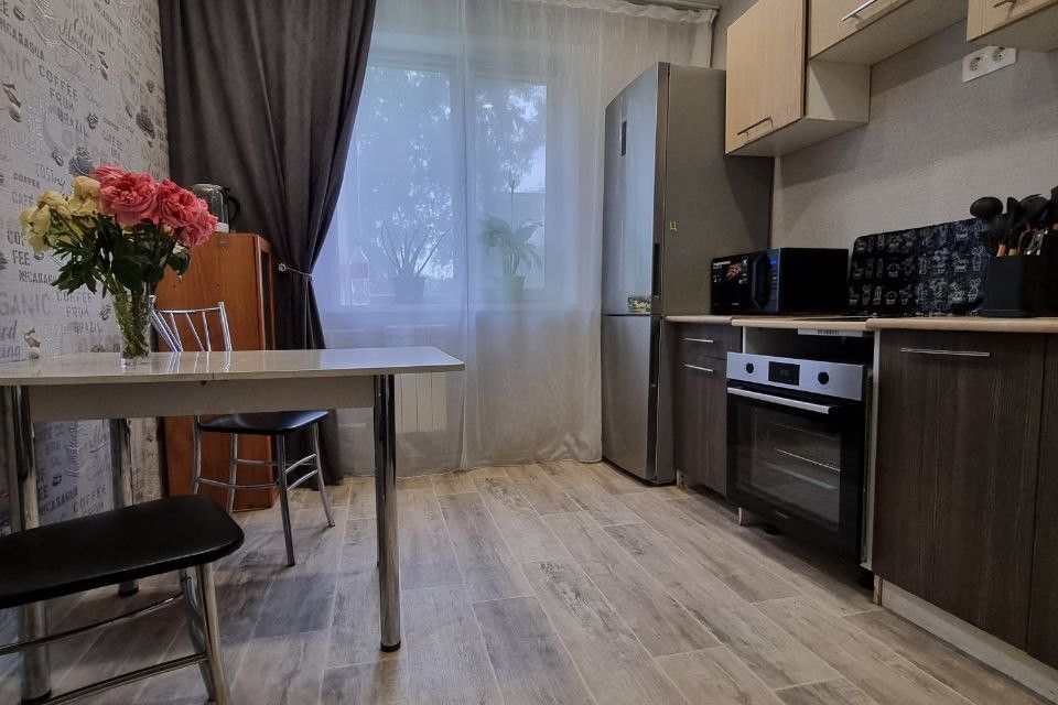 Продаётся 2-комнатная квартира, 51.7 м²