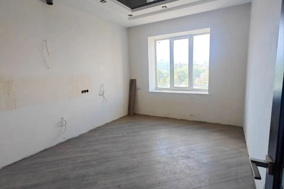 Продаётся 3-комнатная квартира, 98 м²