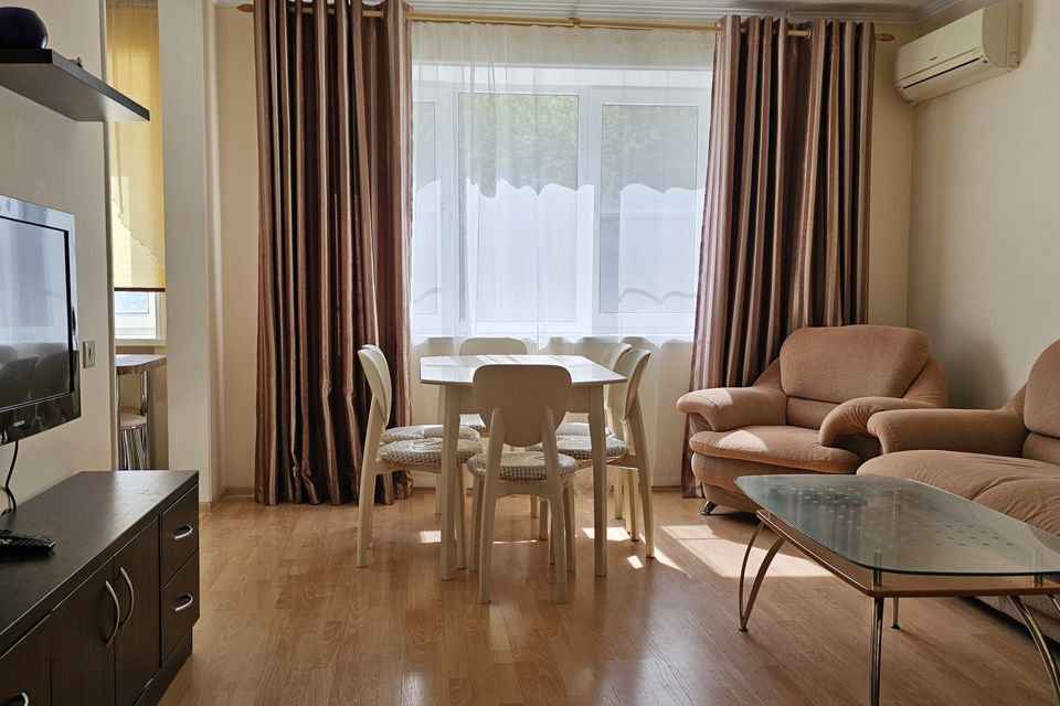 Продаётся 3-комнатная квартира, 81.5 м²
