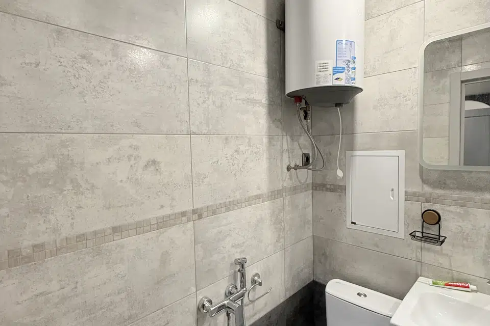 Продаётся 4-комнатная квартира, 63.1 м²