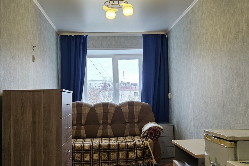 Продаётся комната в 5-комн. квартире, 12.6 м²