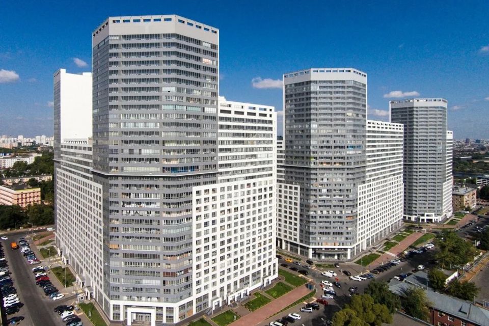 Продаётся 3-комнатная квартира, 102 м²