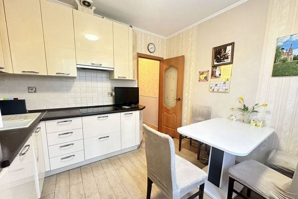 Продаётся 3-комнатная квартира, 72.7 м²