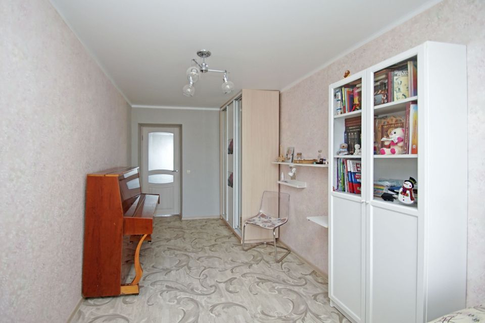 Продаётся 3-комнатная квартира, 58.4 м²