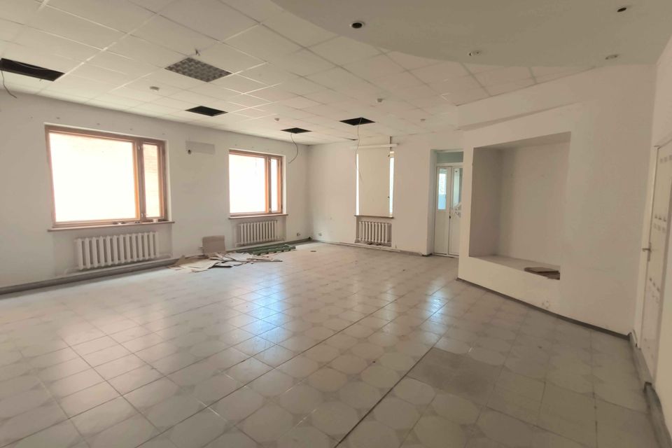 Продаётся помещение своб. назначения, 800 м²