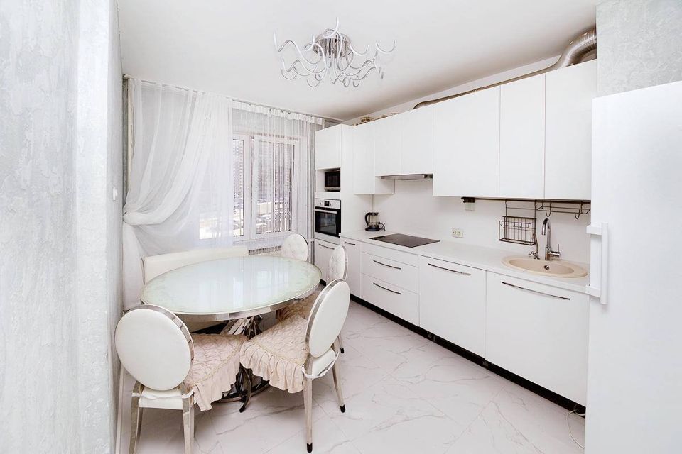 Продаётся 3-комнатная квартира, 73.42 м²