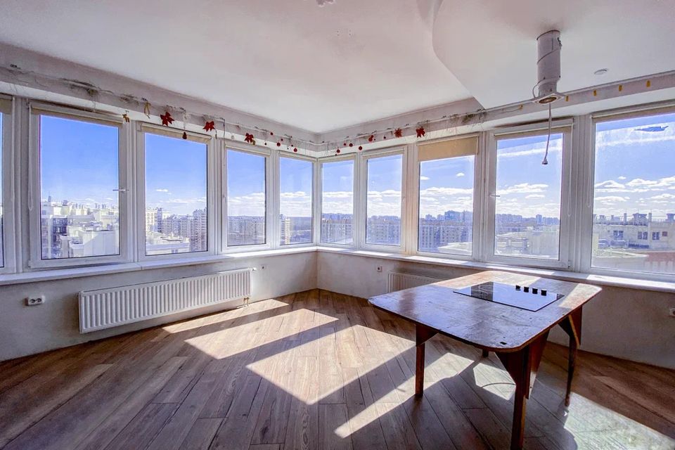 Продаётся 2-комнатная квартира, 65.7 м²