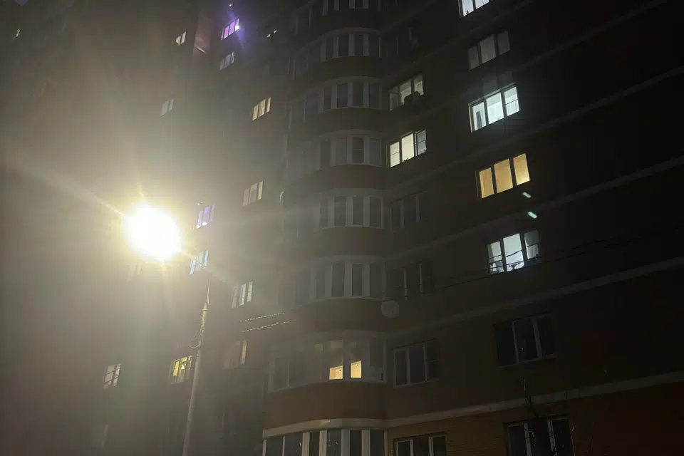Продаётся 1-комнатная квартира, 42 м²
