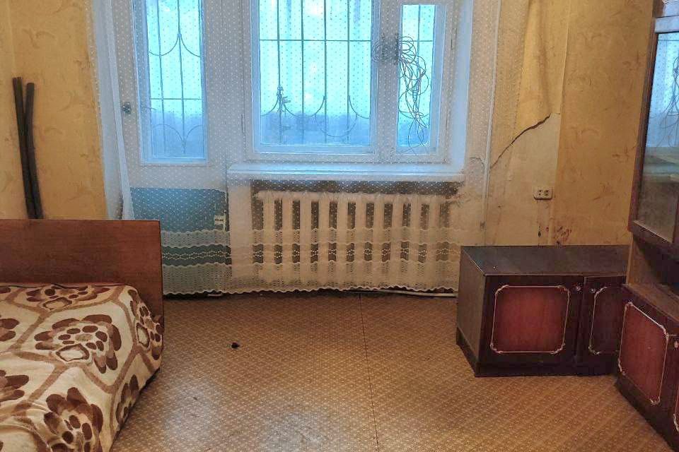 Продаётся 1-комнатная квартира, 37 м²