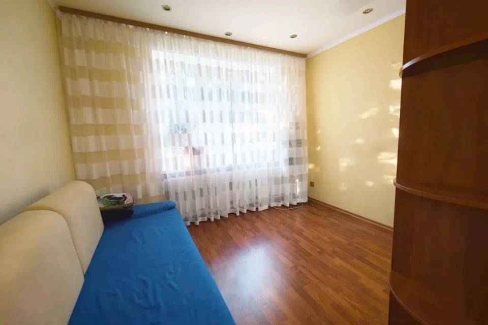 Продаётся 3-комнатная квартира, 65 м²
