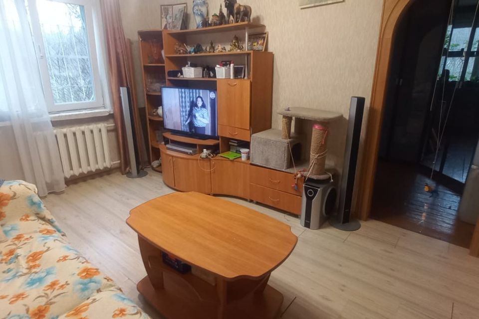 Продаётся 3-комнатная квартира, 59.3 м²