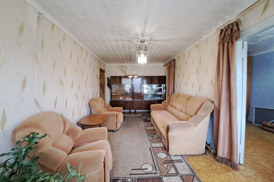 Продаётся 3-комнатная квартира, 56.4 м²