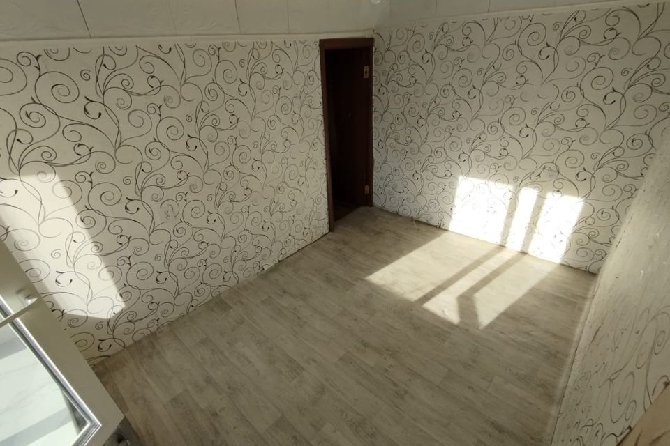 Продаётся 4-комнатная квартира, 75.9 м²