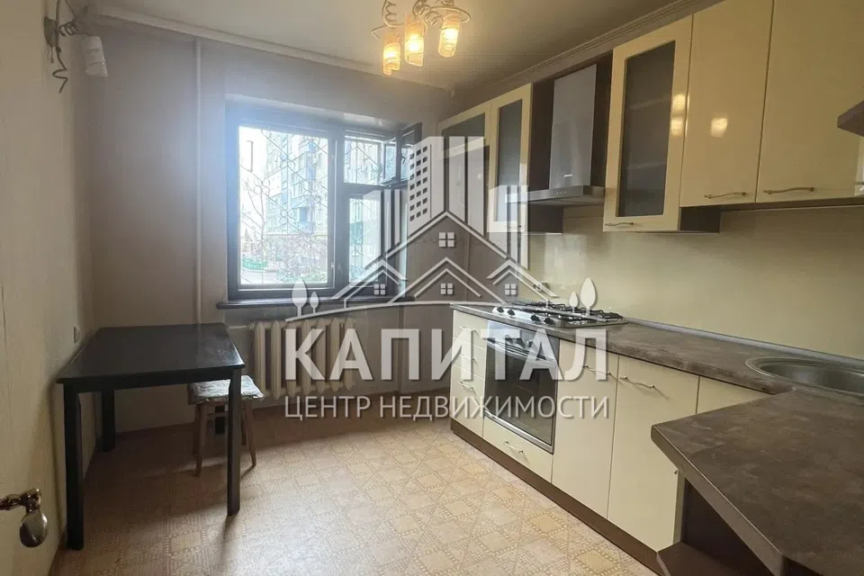 Продаётся 3-комнатная квартира, 60 м²
