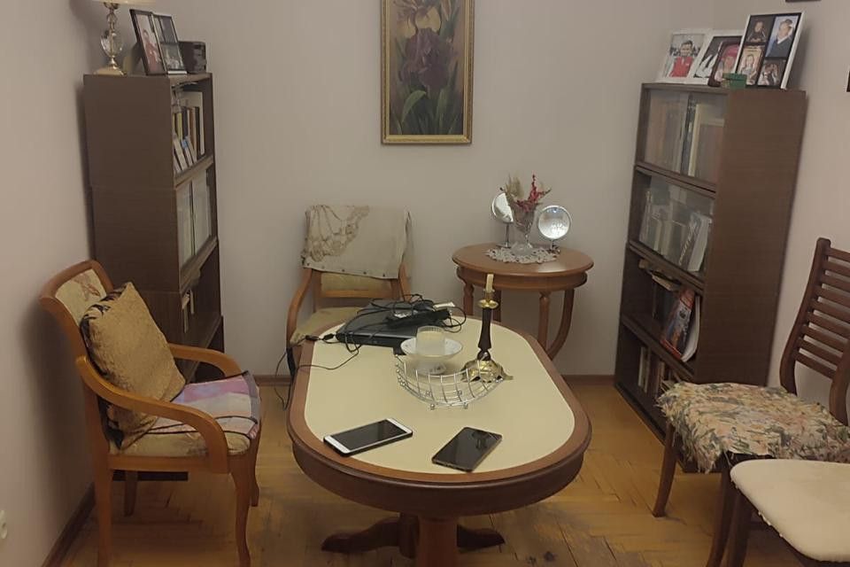 Продаётся 3-комнатная квартира, 56.8 м²