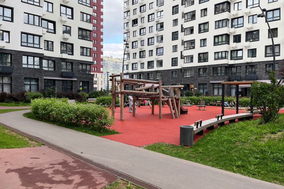 Продаётся 1-комнатная квартира, 37.7 м²