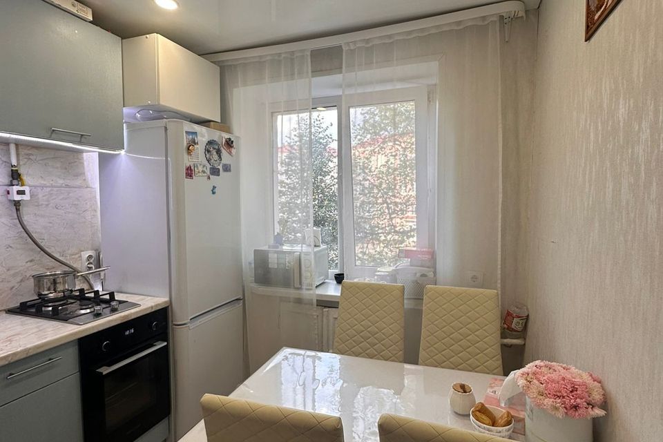 Продаётся 3-комнатная квартира, 55.4 м²